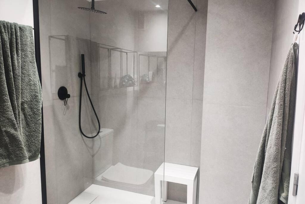 Apartamento Recien Reformado En Primera Linea Con Vistas A La Playa De La Almadraba Benicàssim Eksteriør bilde