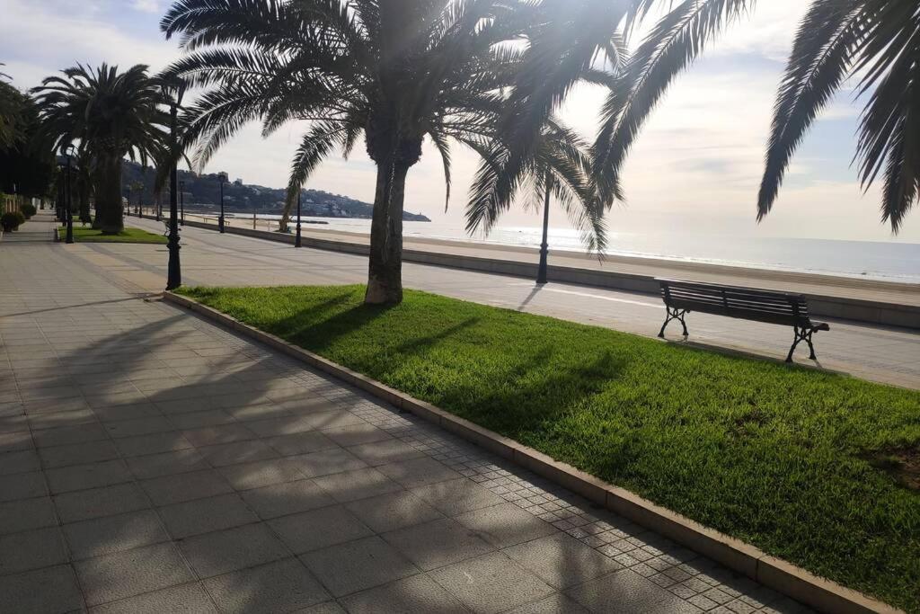 Apartamento Recien Reformado En Primera Linea Con Vistas A La Playa De La Almadraba Benicàssim Eksteriør bilde
